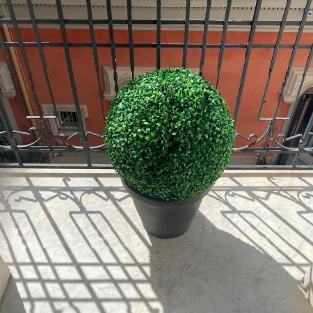 “La Pinta” Elegante Appartamento Al Vomero 那不勒斯 外观 照片