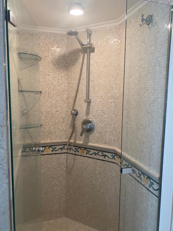 “La Pinta” Elegante Appartamento Al Vomero 那不勒斯 外观 照片